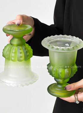 中古风绿色玻璃花瓶欧款喷色花瓶家居装饰浮雕祖母绿花瓶桌面摆设