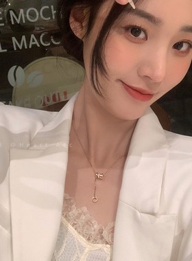 钛钢不掉色小蛮腰轻奢项链女2024新款爆款小众设计配饰装饰锁骨链