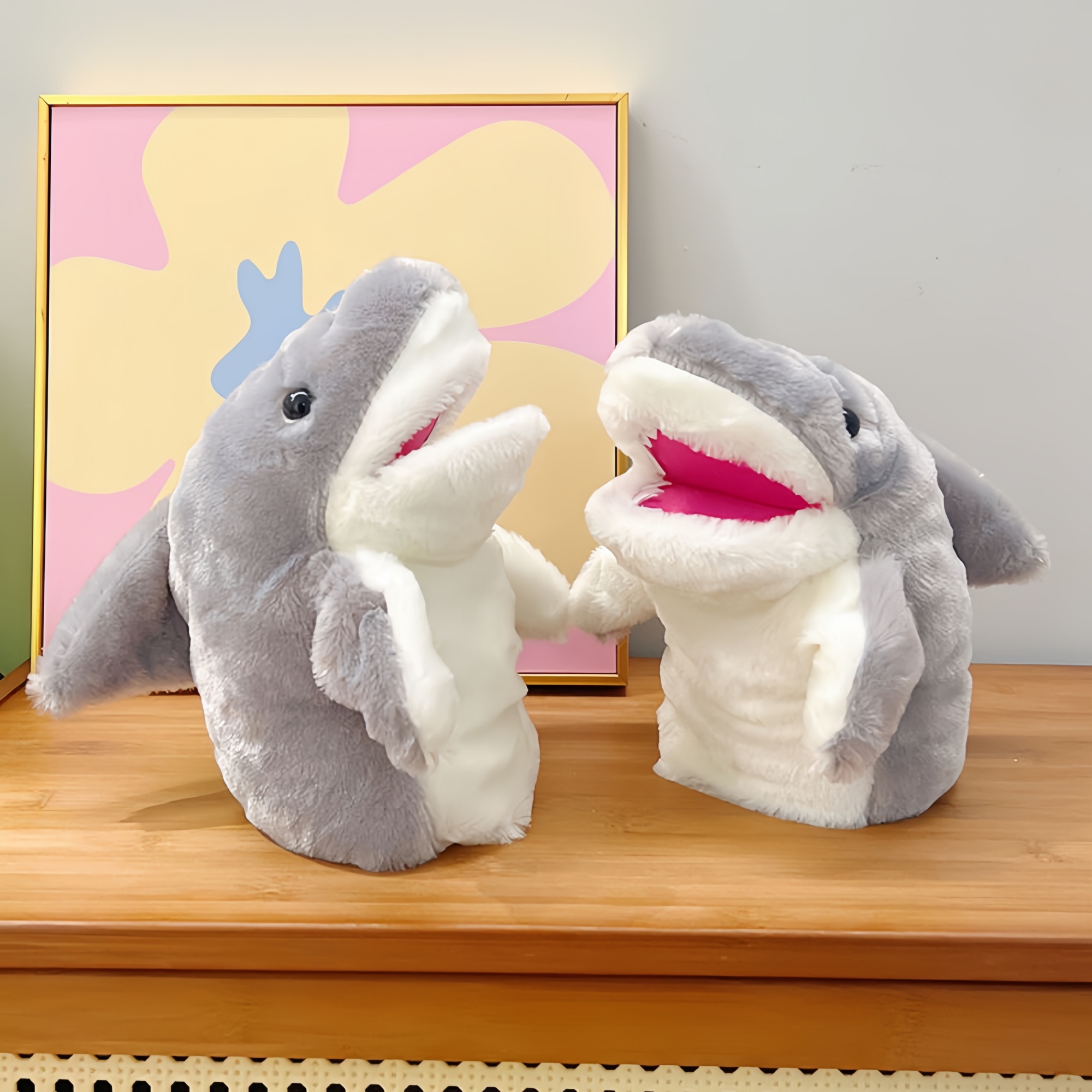 小鲨鱼手偶手套玩偶公仔可张嘴娃娃动嘴整蛊毛绒玩具奇葩生日礼物 - 图1