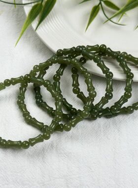 新款浅绿翡翠色天然玉石手串