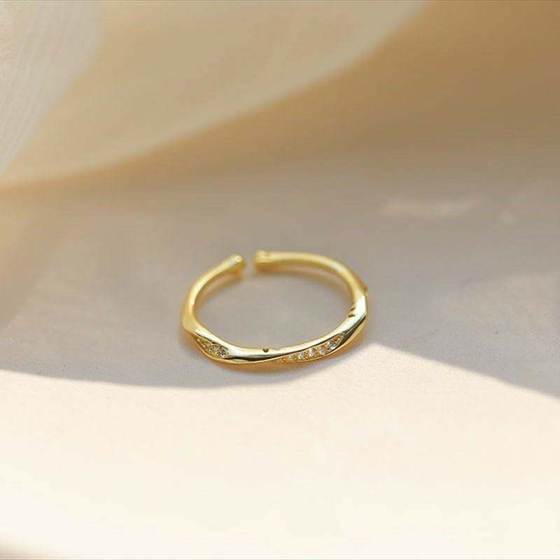 2023 new silver ring for women, simple ins, niche, cool, adjustable, fashionable and not easy to fall off