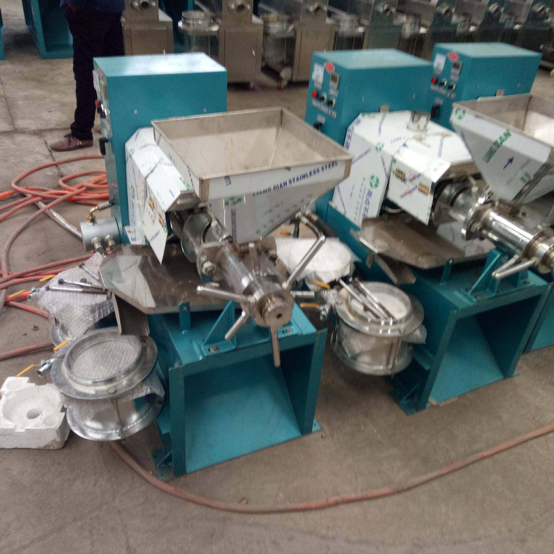 产地货源新款60型胡麻小型榨油机可赶集移动螺旋小型胡麻榨油机,淘宝优惠券,粉丝福利购,淘宝优惠卷