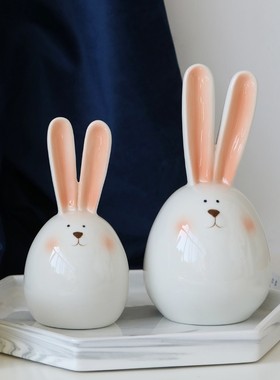 兔子轻奢创意陶瓷客厅酒柜电视柜装饰摆件家居饰品北欧办公室桌面