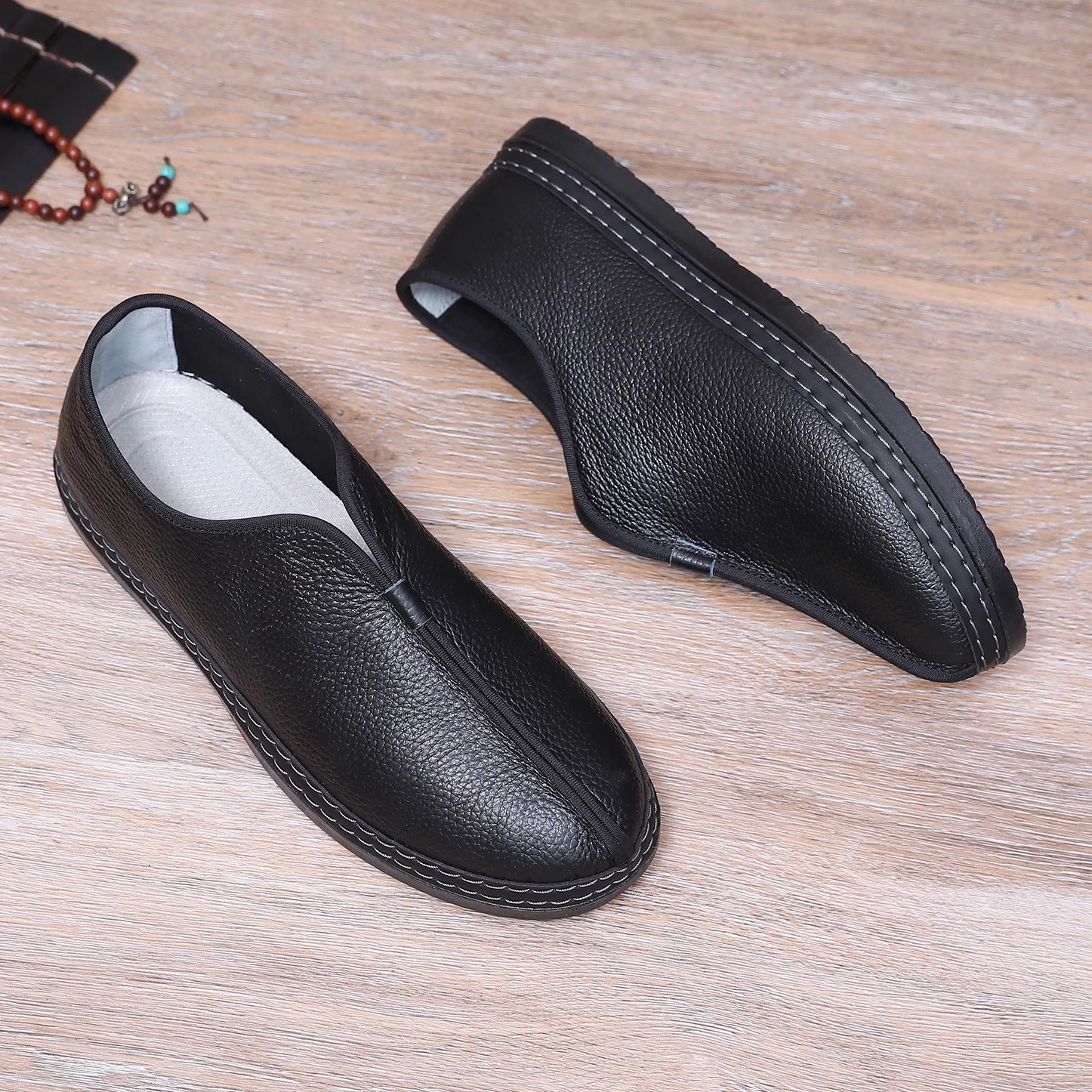 老北京布鞋男鞋春秋新款真皮爸爸鞋软底洒鞋休闲一脚蹬中国风僧鞋 - 图1