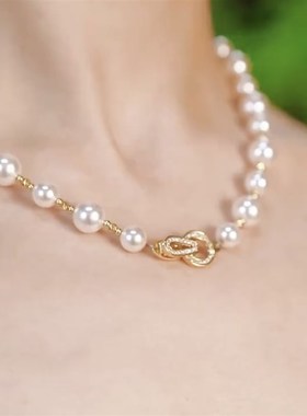 大气白色珍珠项链配饰女轻奢小众装饰颈链高级感锁骨链2024新款爆