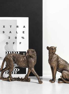 跨境现代简约创意豹子家居摆件客厅办公室桌面装饰摆设树脂工艺品