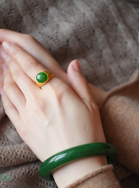 天然和田玉精美碧玉手镯