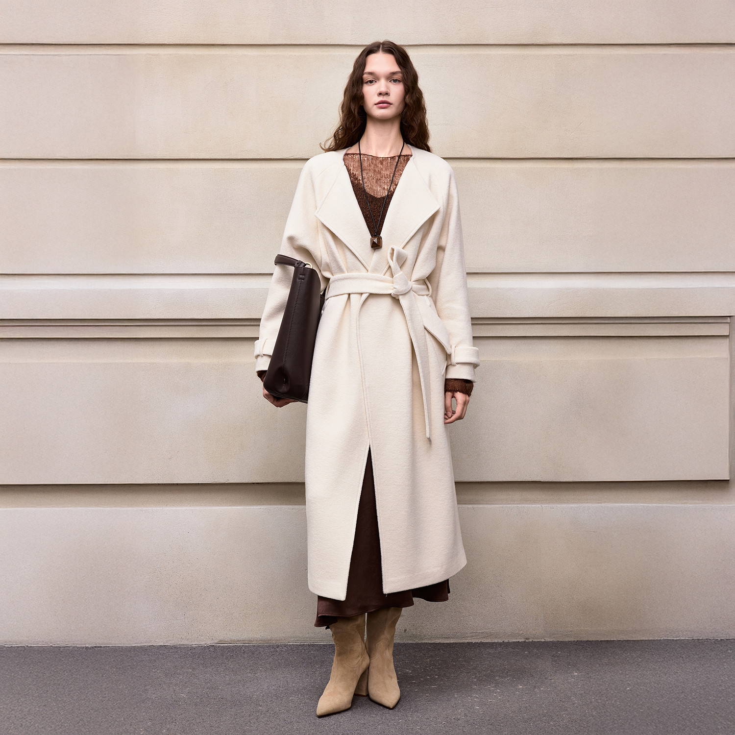 BCBG冬新款简约休闲优雅褶饰立领插肩袖系带长款女风衣外套,淘宝优惠券,粉丝福利购,淘宝优惠卷