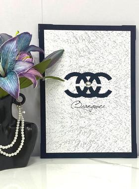 北欧ins高档简酒约香风电摆件白黑米奇KUZ装饰品柜视柜家居桌面礼