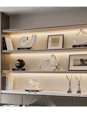 现代创意样板房茶几轻奢书房书架书柜展示摆件电视柜高柜软装饰品