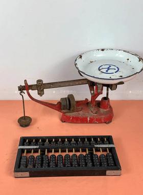 民俗老物件挂钟台秤老式木质算盘钟表供销社老物件怀旧装饰摆饰