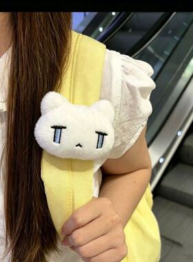 可爱流泪惊讶猫咪毛绒玩偶书包小挂件卡通挂饰肩带魔术贴送朋友
