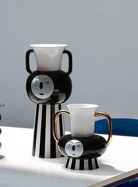 创意金双耳黑白小丑竖纹人脸陶瓷花瓶现代样板房软装饰品轻奢摆件