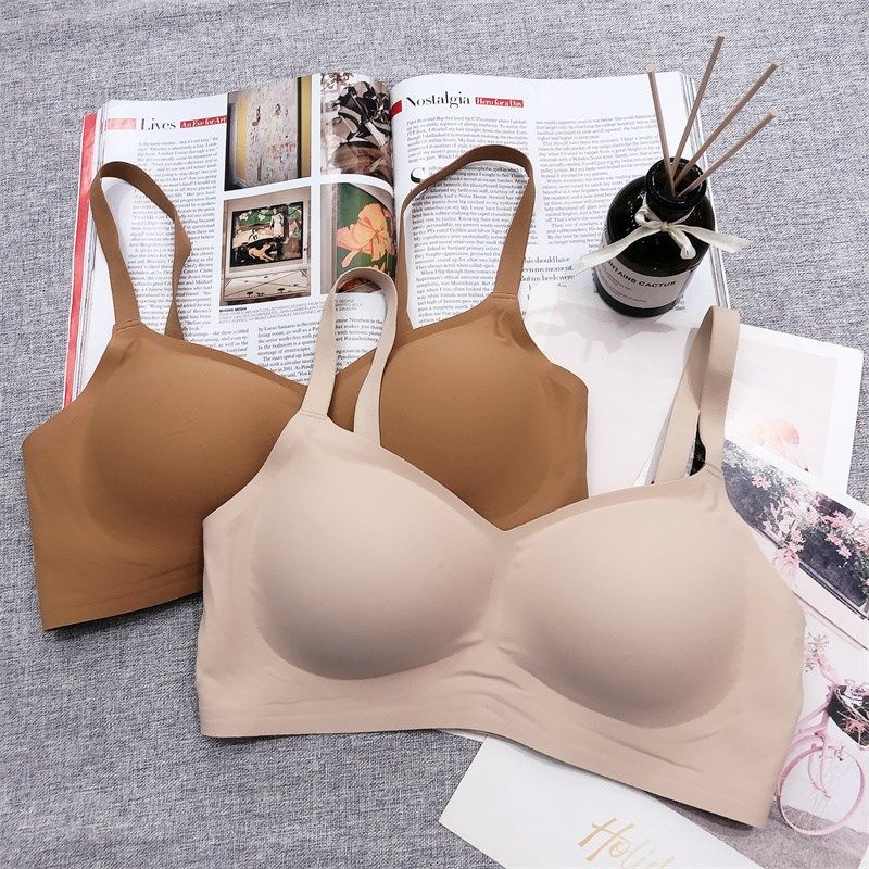 小胸立挺显大不跑杯无痕文胸罩女调整型防走光加厚馒头杯聚拢内衣 - 图1