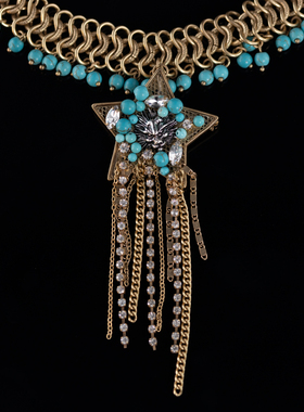 复古风绿松石镶钻五角星流苏项链