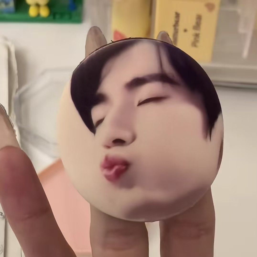 张凌赫亲亲粉扑气垫不吃粉干湿两用柔软亲肤可爱周边产品送女朋友,淘宝优惠券,粉丝福利购,淘宝优惠卷