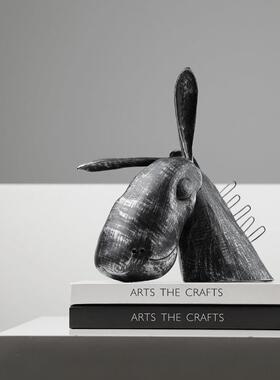 现代轻奢抽象动物造型软装饰品样板房间酒店玄关柜艺术品雕塑摆件