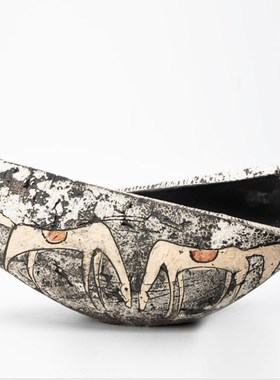 现代简约抽象艺术不规则几何陶瓷托盘酒店民宿客厅置物架摆件