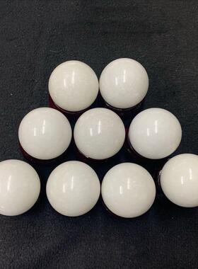 八粒白石春阵天然白玉小