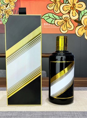 十二生肖空酒瓶12生肖r全套高端摆件一套马年羊年蛇年酒瓶子可装