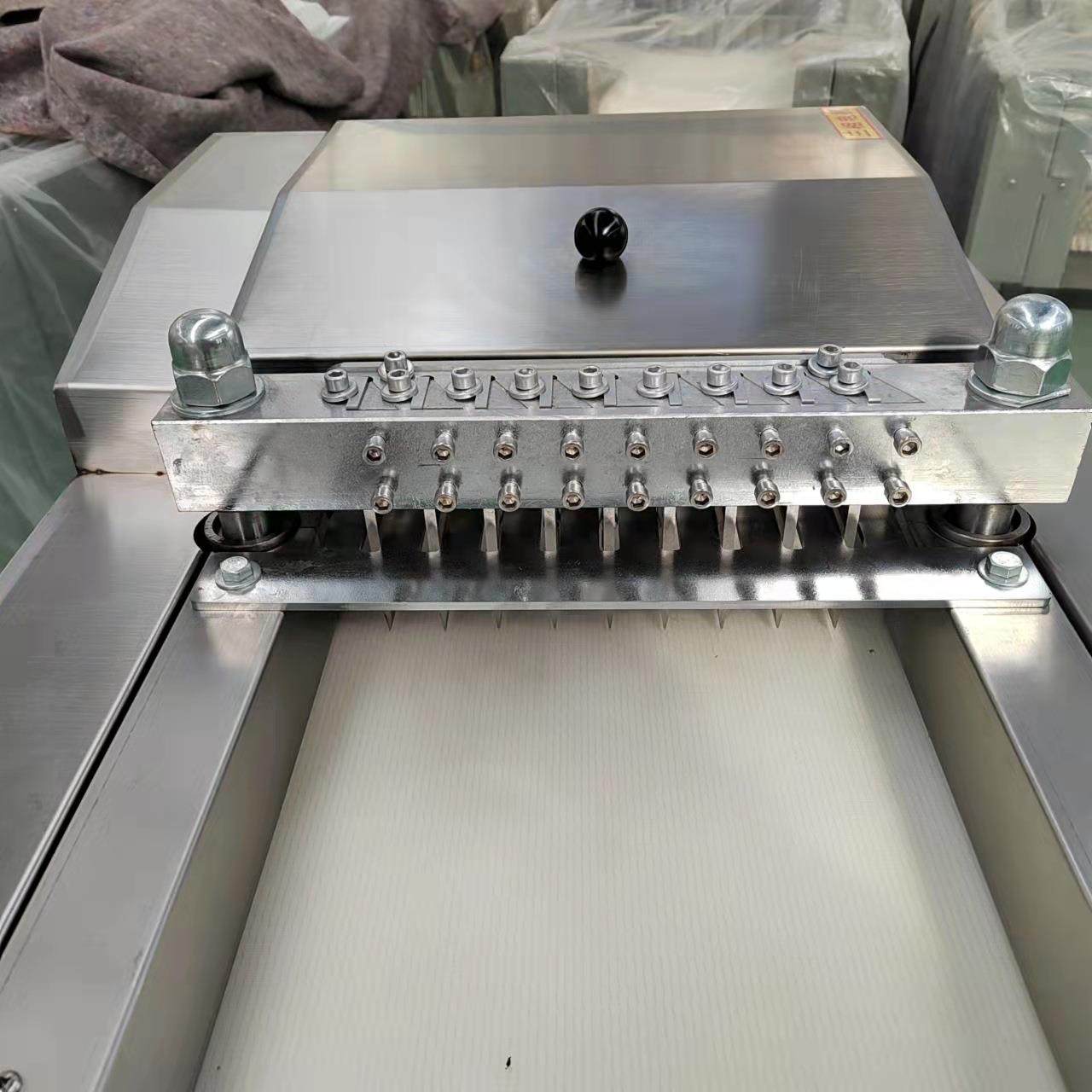 厂家优惠全不锈钢减速机款禽类切块机鸡鸭切块机排骨猪蹄切块,淘宝优惠券,粉丝福利购,淘宝优惠卷