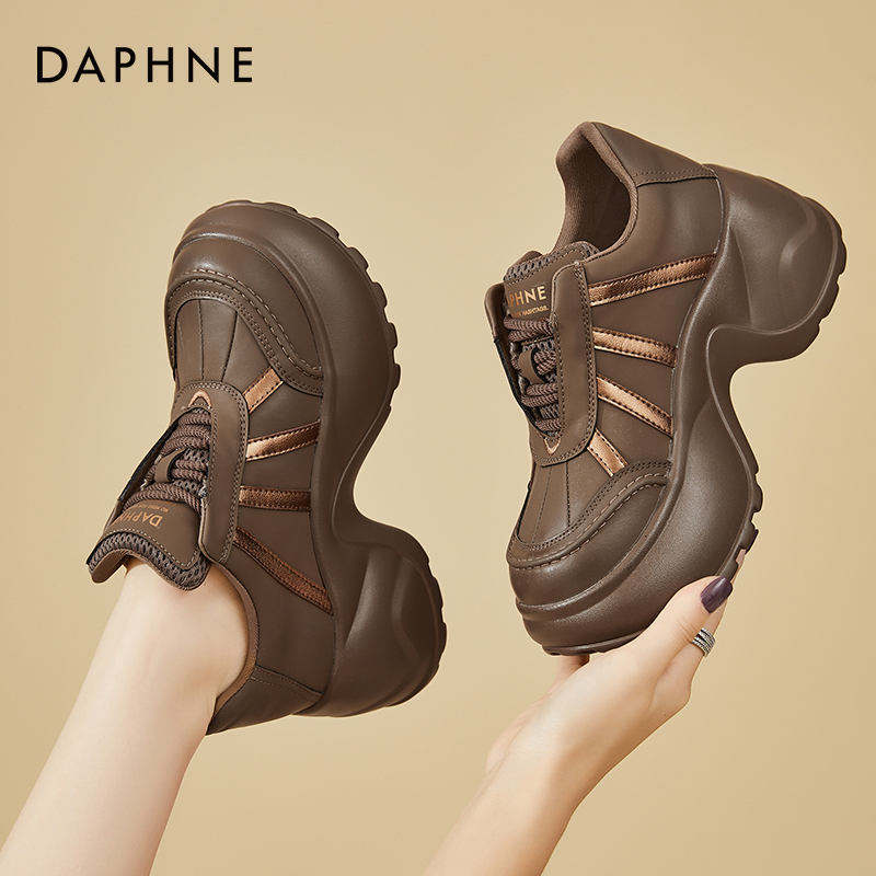 达芙妮棕色老爹鞋女鞋2025秋季新款厚底增高8CM小个子休闲运动鞋 - 图0