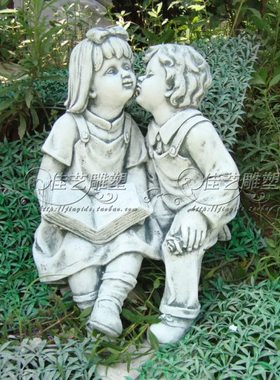 欧式玻璃钢人物雕塑艺术品客厅户外落地摆设可定制作看书情侣亲嘴