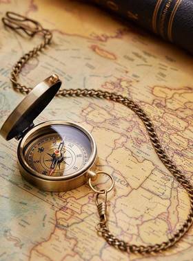 欧式复古怀旧指南针户外金属罗盘中古书房装饰品摆件礼品摄影道具