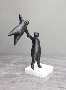 现代简约树脂摆放客厅抽象电视柜桌面家居样板房售楼处玄关摆件