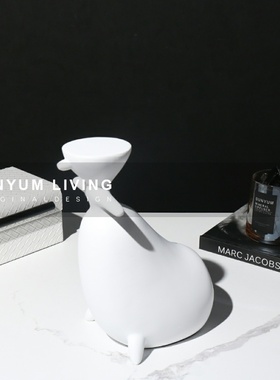 简约现代轻奢艺术创意售楼处软装饰品家居客厅样板U房间电视柜摆