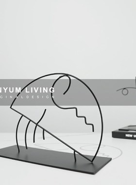 简约现代线条人物金属摆件客厅样板房玄关L软装饰品创意桌面工艺