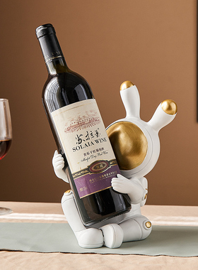 创意宇航员红酒架子展示架轻w奢高档家居客厅电视柜酒柜装饰品摆