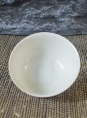 仿古瓷器 复古做旧明成化风格 红釉三果纹品茗杯 古董古玩摆件