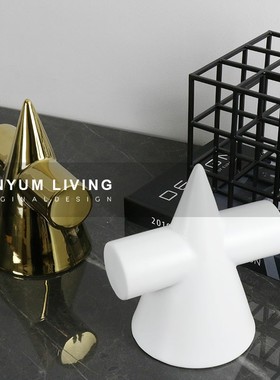 简约现代家居电视柜o软装饰品摆件现代样板房间创意艺术售楼处摆