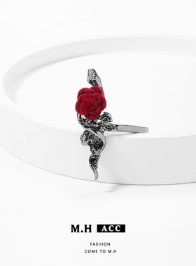 鱼头星星百搭食指戒轻奢新款复古个性玫瑰与蛇甜酷风韩版开口指环