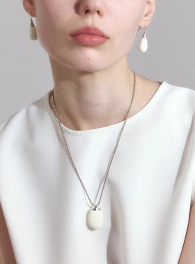高级极简白色珐琅拼接铜镀白金耳钉项链女25年新款轻奢小众设计