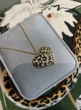铜镀18k金欧美时尚首饰女豹纹爱心吊坠项链一套