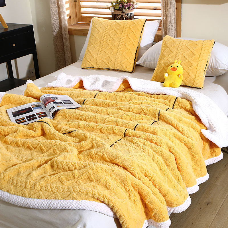 秋冬双面加厚抱枕毯子两用珊瑚绒汽车用靠垫被办公室宿舍午休盖毯,淘宝优惠券,粉丝福利购,淘宝优惠卷