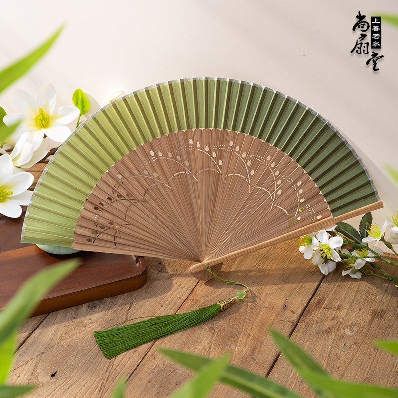 新中式国风女扇旗袍汉服扇子草绿渐变折扇新娘晨袍折叠扇子舞蹈扇,淘宝优惠券,粉丝福利购,淘宝优惠卷