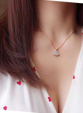 轻奢设计师金色贝壳扇形锁骨链