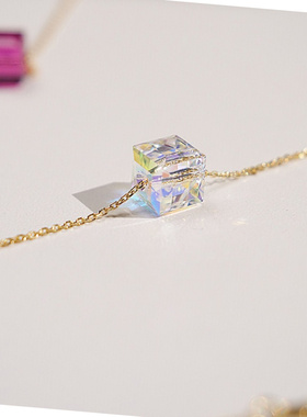 高级感小众简约金色水晶魔方项链