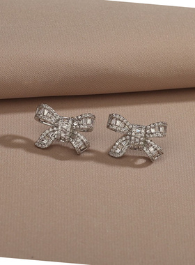 轻奢小众满钻蝴蝶结锆石锁骨链