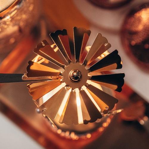 旋转烛台精油香薰蜡烛杯旋转马6.3CM走马灯烛台欧式创意摆件配件 - 图0