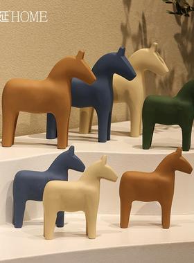 北欧ins风文艺木马摆件创意家居客厅电视柜酒柜装饰品房间小摆设
