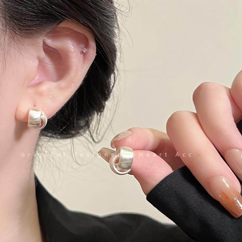 磨砂拉丝哑光银耳钉女法式复古高级感耳环冷淡风气质百搭耳饰品 - 图0