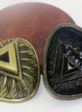 金属摆件金刚杵底座配件降魔杵底座支架1.3厘米边长三角形插孔