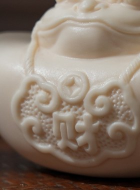 东方泥土《招财进宝》元宝金蟾陶瓷摆件茶室办公室桌面装饰手把件