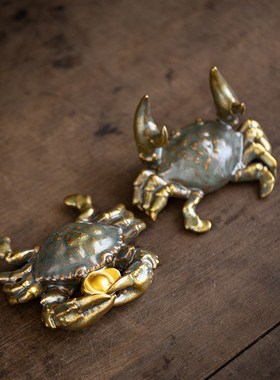 陶瓷茶宠元宝招财八方来财仿生大螃蟹茶玩桌面装饰笔托架茶桌