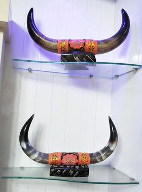 黄牛角摆件 居家装饰品 纯手工打磨天然牛角摆件原配的对角带底座