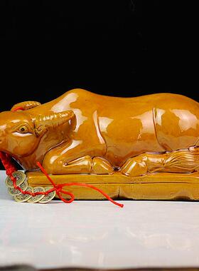 手工陶瓷卧牛黄牛水牛摆件低头喝水卫生间厨房缺角现代装饰工艺品